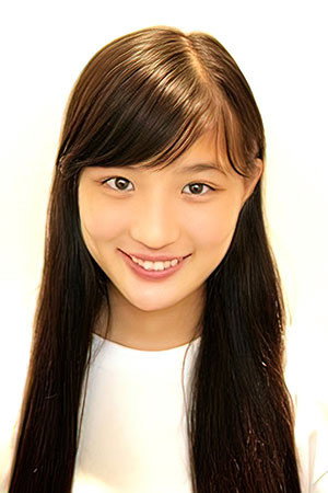 Hanano Akazawa portrait