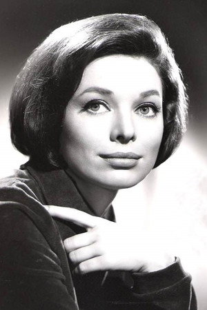 Aneta Corsaut portrait