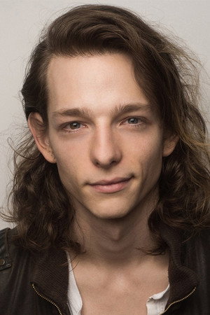 Mike Faist portrait