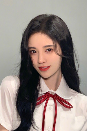 Ju Jingyi portrait