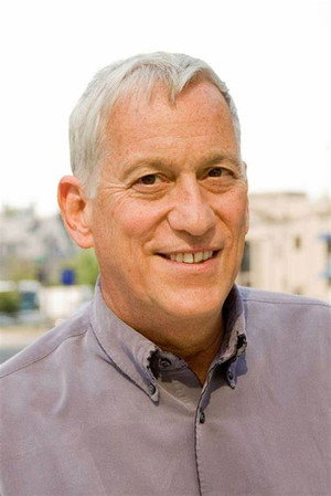 Walter Isaacson portrait