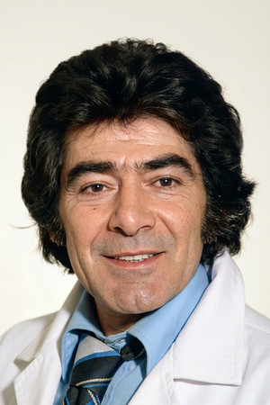 Özcan Özgür portrait