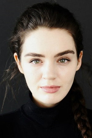 Dana Melanie portrait