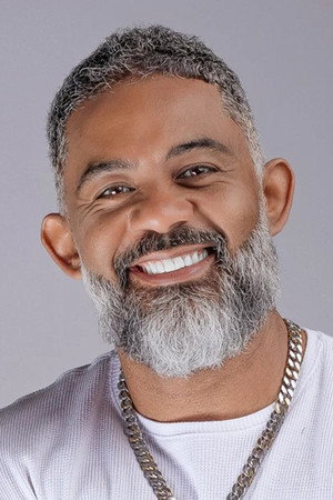 Antônio Marcelo portrait