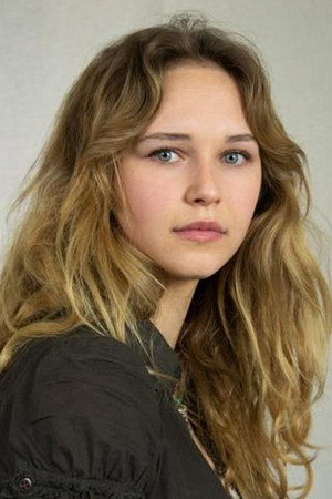 Laura Lavigne Bie-Olsen portrait