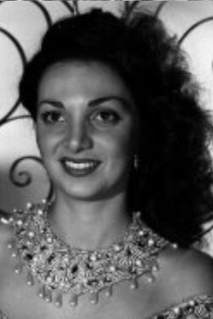 Leonora Amar portrait