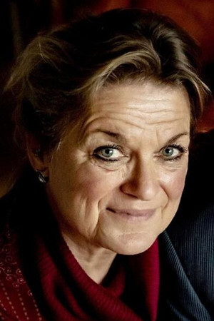 Pia Jondal portrait