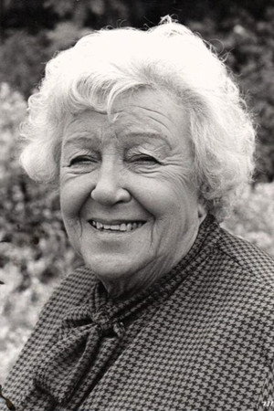 Doris Hare portrait