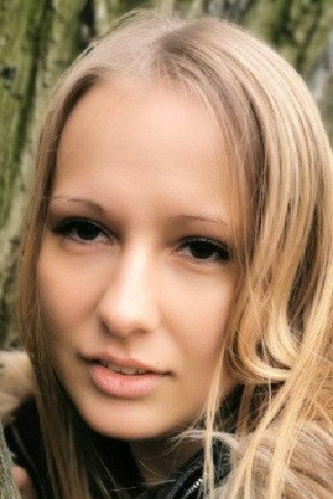 Shany Sky portrait