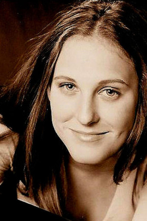 Erin Simkin portrait