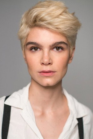 Julia Piera portrait