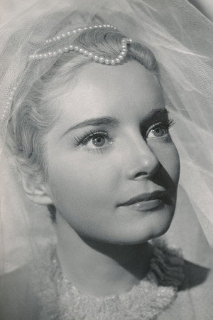 Suzanne Cloutier portrait