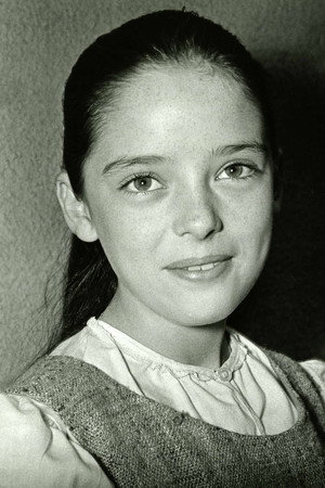Angela Cartwright portrait