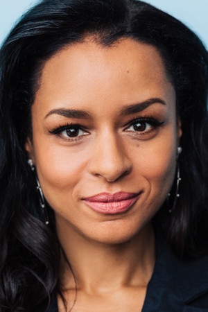 Sarah Cooper portrait
