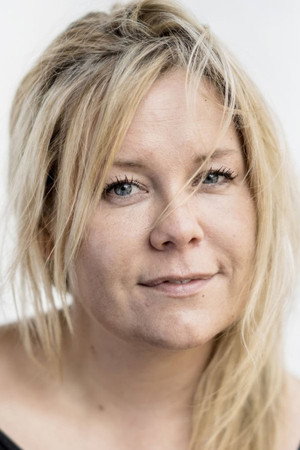 Linda P portrait
