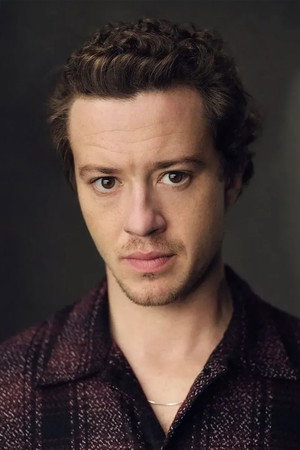 Joseph Quinn portrait