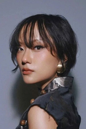 Hồ Thu Anh portrait