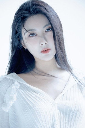 Wang Yiyao portrait