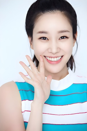 Lee Seo-yi portrait