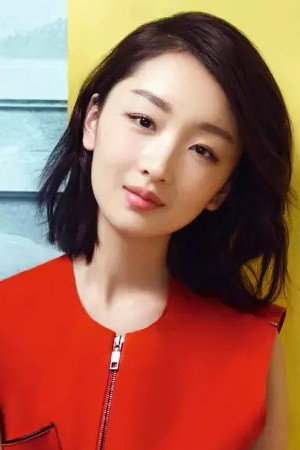 Zhou Dongyu portrait