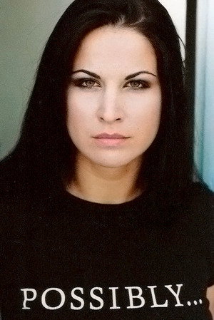 Eva Derrek portrait