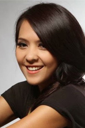 Lala Karmela portrait