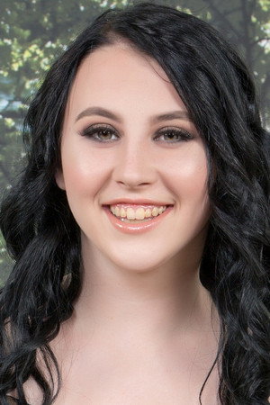 Kinsley Anne portrait