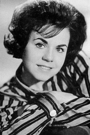 Linda Scott portrait