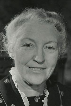 Alma Olander Dam Willumsen portrait