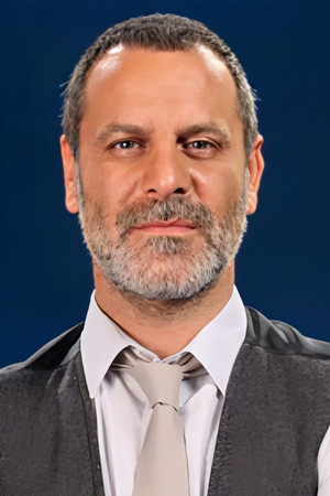 Ozan Güven portrait