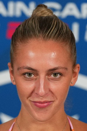Dakota Ditcheva portrait