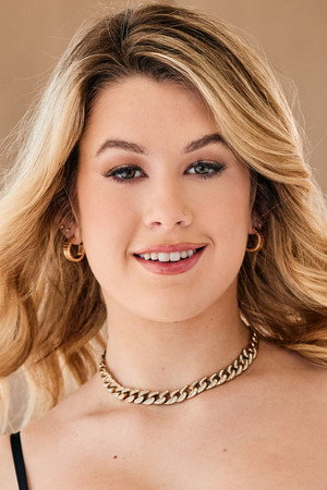 Ashley Alexander portrait