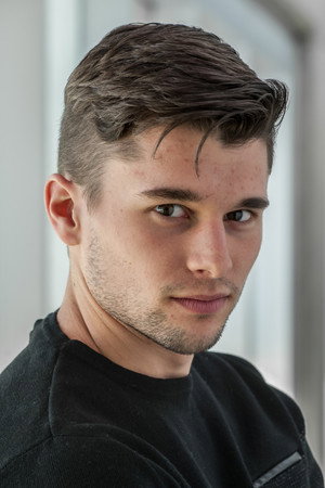 Guillaume Paquin portrait