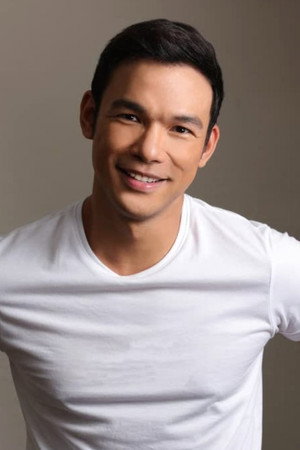 Mark Bautista portrait