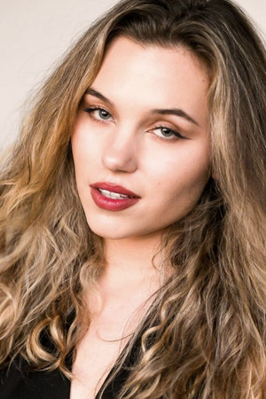 Victoria Grace portrait