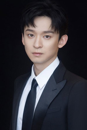 Dong Zijian portrait