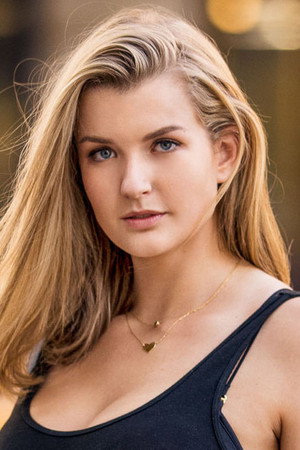 Mia Melano portrait