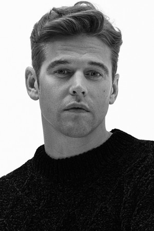 Zach Roerig portrait