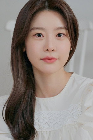 Park So-jin portrait