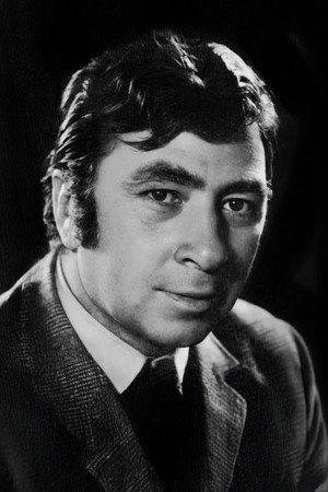Tekin Akmansoy portrait