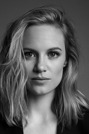Danielle Savre portrait