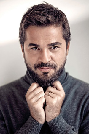 Engin Altan Düzyatan portrait