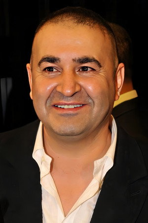 Şafak Sezer portrait