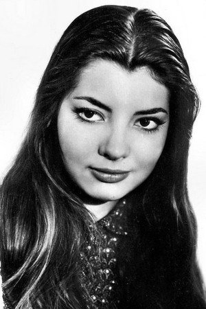 Jacqueline Sassard portrait
