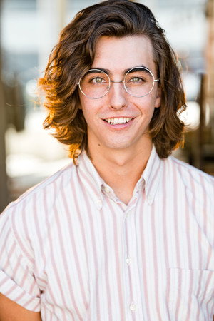 Larsen Deane portrait