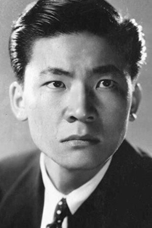 Victor Sen Yung portrait