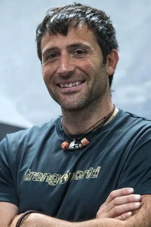 Álex Txikon portrait