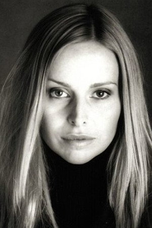 Anneka Svenska portrait