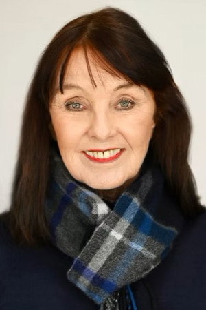 Elli Maclure portrait