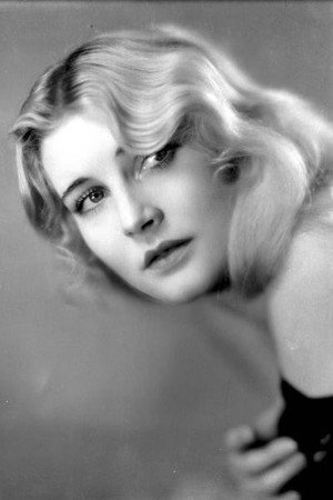 Jeanette Loff portrait